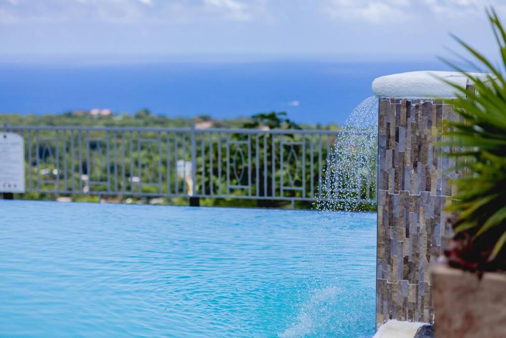 Willa Pyramid Point Manor Ocho Rios Zewnętrze zdjęcie